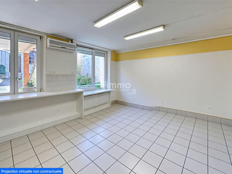 Maison - 290 m² - 11 pièces
