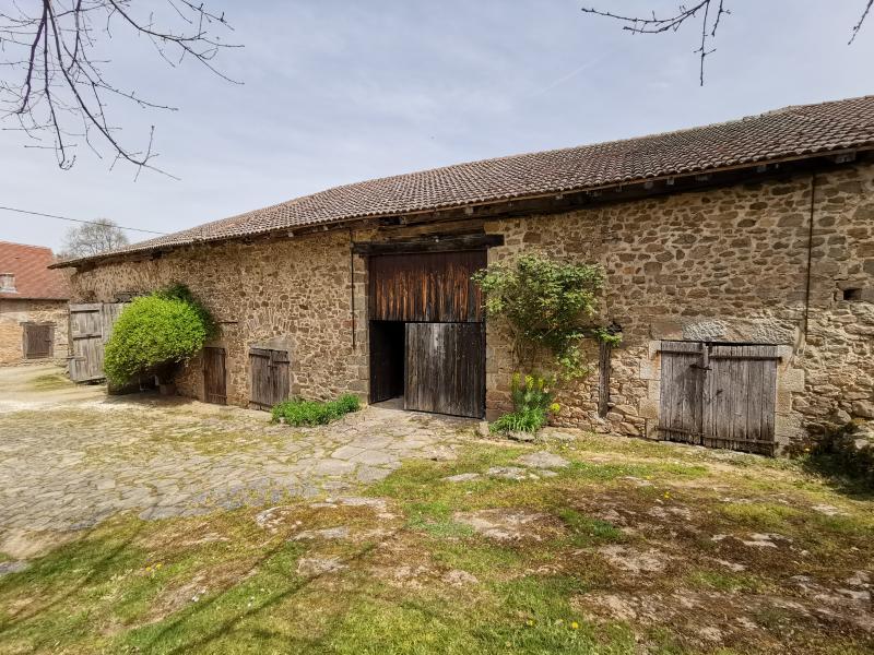 Maison - 258 m² - 10 pièces