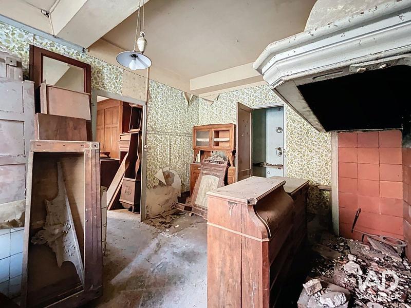 Maison - 245 m² - 6 pièces