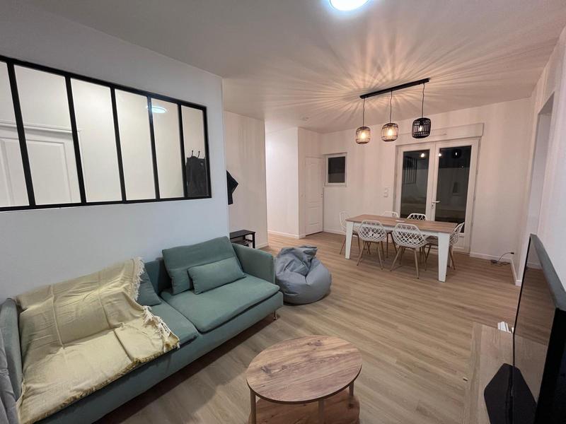 Maison - 128 m² - 7 pièces