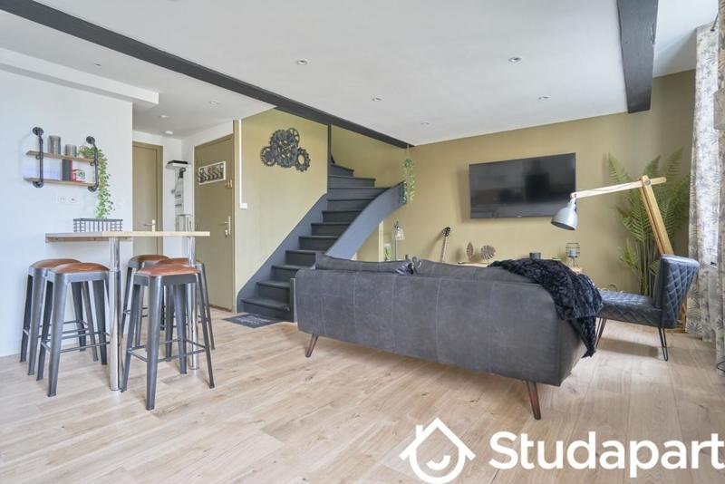 Chambre - 13 m² - 1 pièce