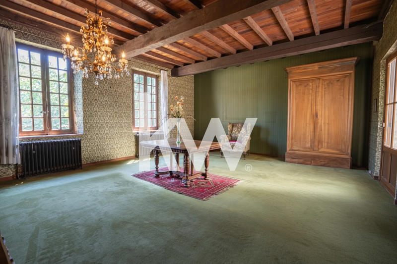 Maison - 185 m² - 5 pièces