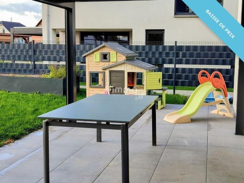 Maison - 102 m² - 5 pièces