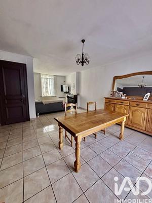 Maison - 225 m² - 6 pièces