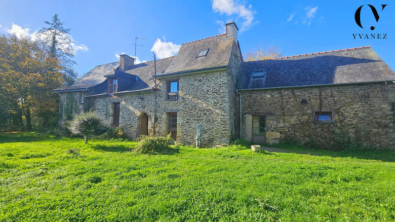 Maison - 211 m² - 9 pièces