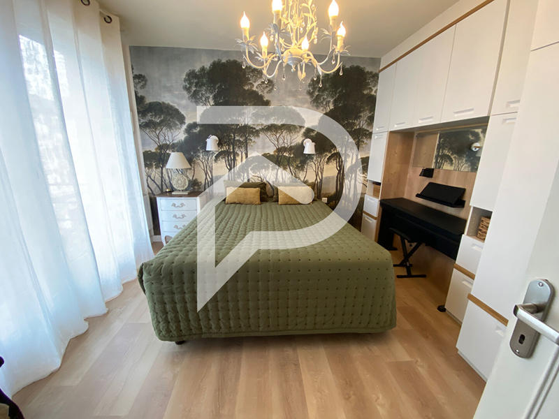 Appartement - 103 m² - 4 pièces