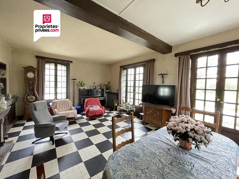 Maison - 155 m² - 6 pièces