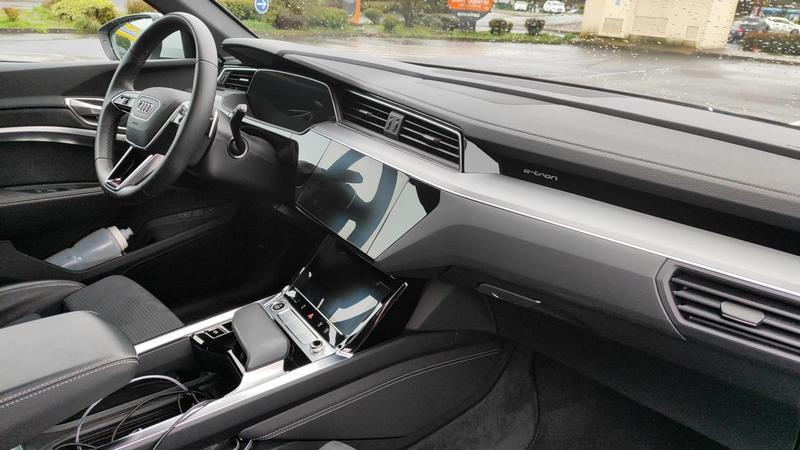 Audi e-tron Q8 55 Quattro 408 95 kWh s line - Automatique