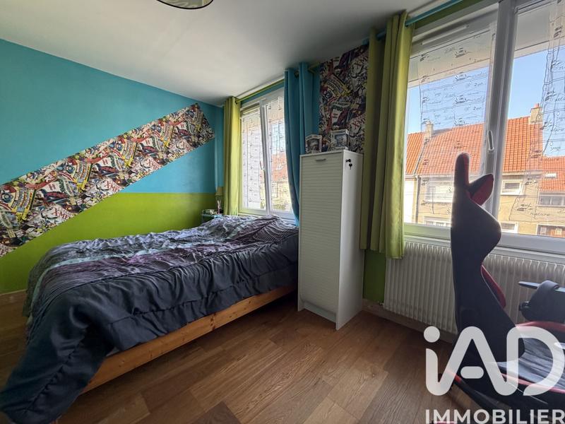 Maison - 104 m² - 6 pièces