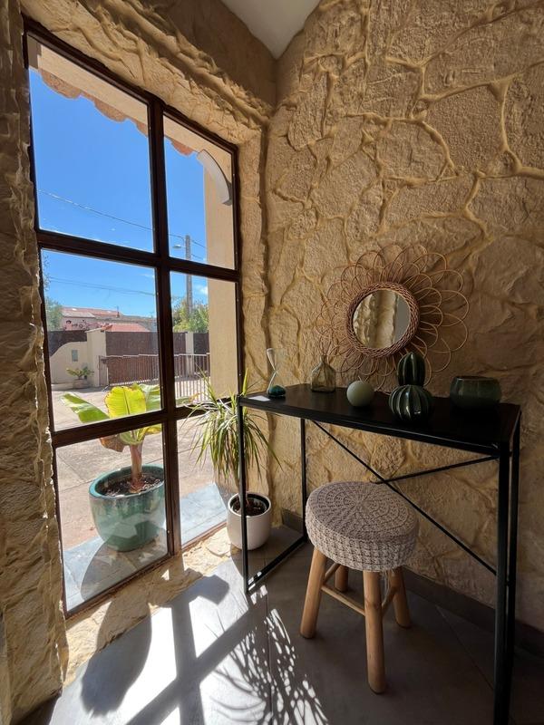 Maison - 215 m² - 6 pièces