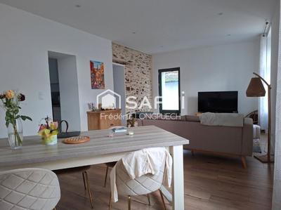 Maison de ville - 143 m² - 8 pièces