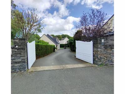 Maison - 122 m² - 6 pièces