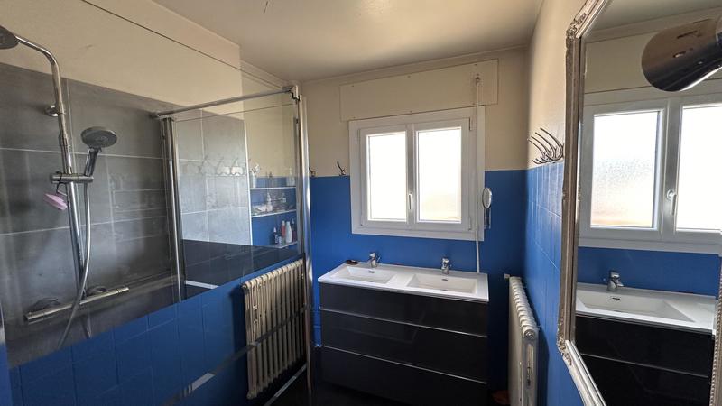 Appartement - 133 m² - 6 pièces