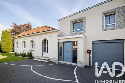 Maison - 158 m² - 6 pièces