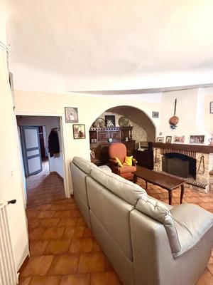 Appartement - 80 m² - 3 pièces