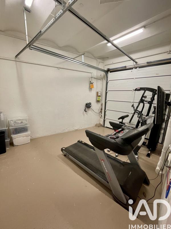 Maison - 195 m² - 5 pièces