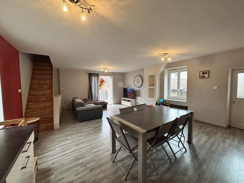 Maison - 110 m² - 5 pièces