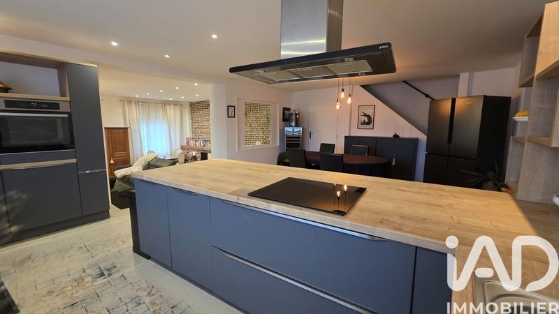 Maison - 190 m² - 4 pièces