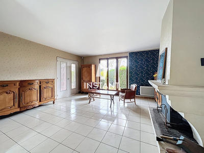 Maison - 127 m² - 8 pièces
