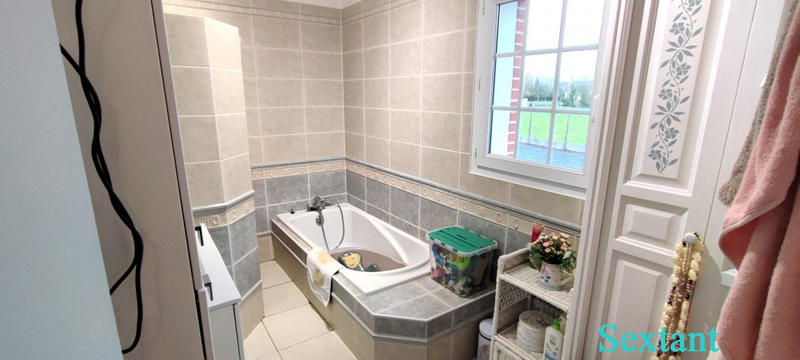 Maison - 290 m² - 13 pièces