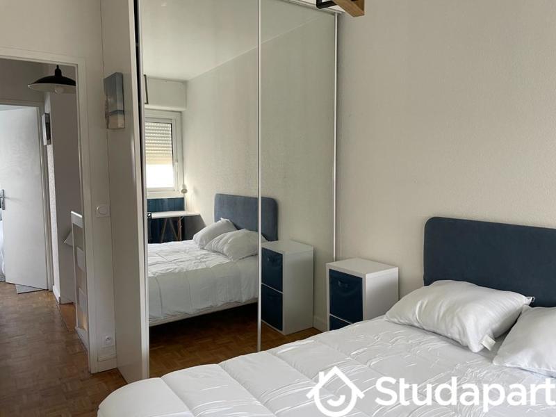 Chambre - 10 m² - 1 pièce