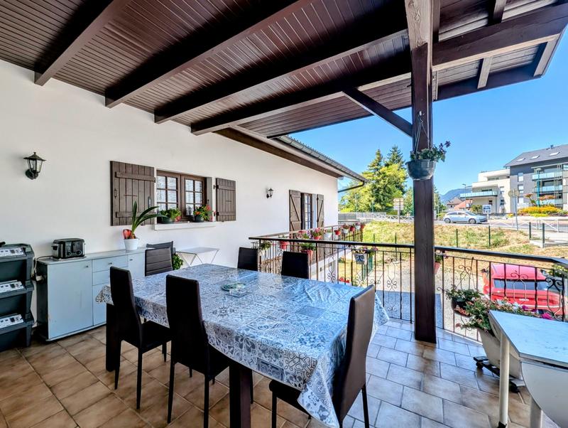 Maison - 187 m² - 6 pièces