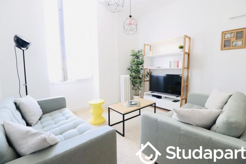 Chambre - 12 m² - 1 pièce