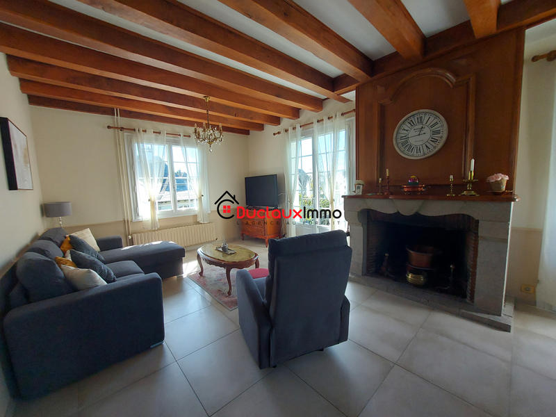 Maison - 250 m² - 11 pièces