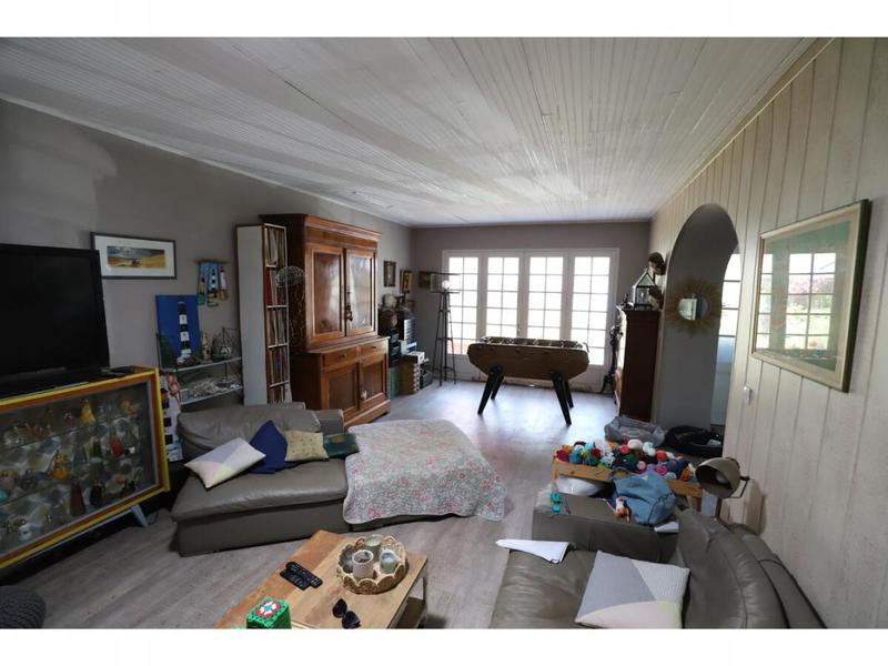 Maison - 189 m² - 13 pièces