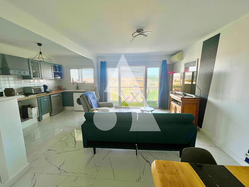 Appartement - 75 m² - 3 pièces