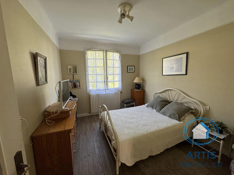 Maison - 210 m² - 8 pièces