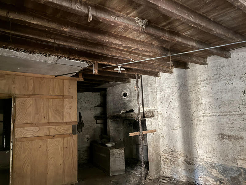 Maison - 250 m² - 7 pièces