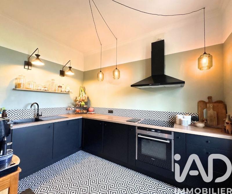 Maison - 140 m² - 6 pièces