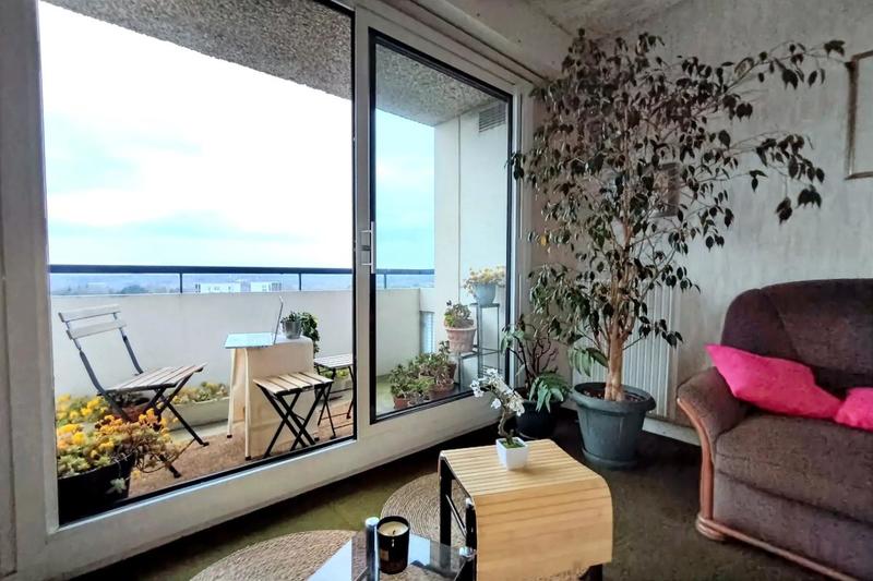 Appartement - 79 m² - 4 pièces