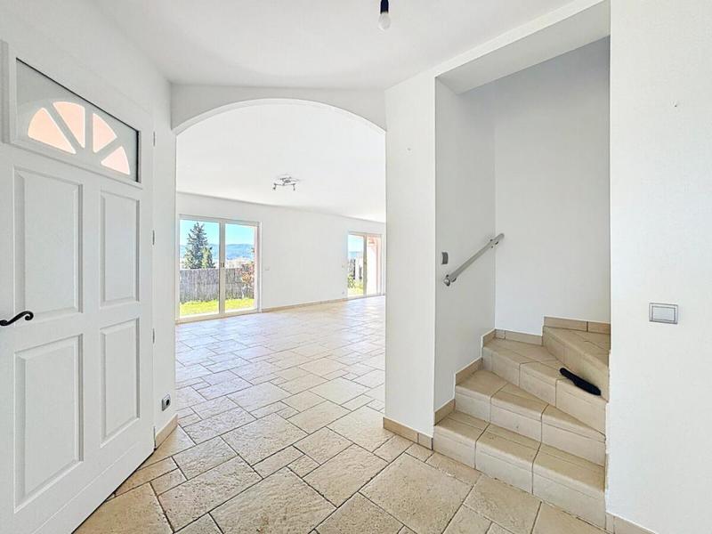 Maison - 160 m² - 5 pièces