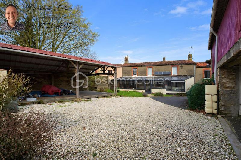 Maison de ville - 221 m² - 10 pièces