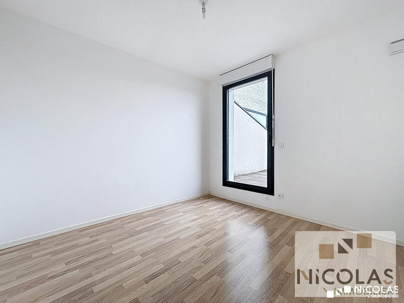 Appartement - 82 m² - 3 pièces