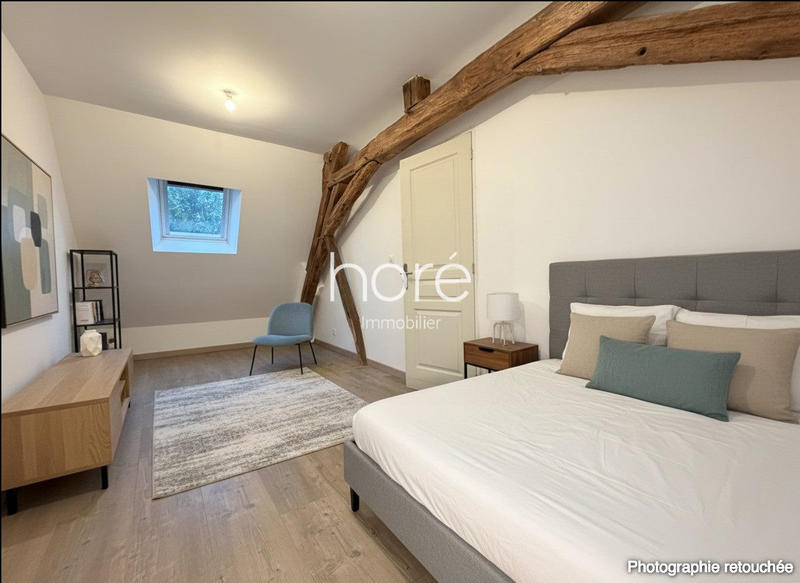 Maison - 255 m² - 8 pièces