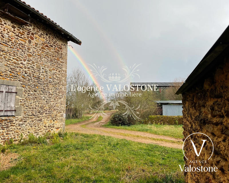 Maison ancienne - 320 m² - 11 pièces