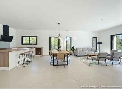 Maison - 127 m² - 5 pièces