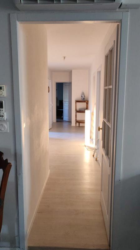 Maison - 215 m² - 7 pièces