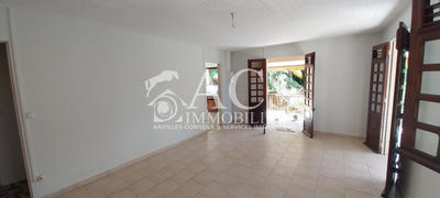 Appartement - 79 m² - 4 pièces