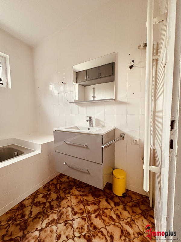 Maison - 103 m² - 6 pièces