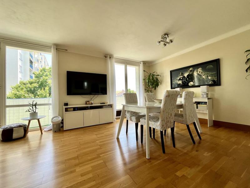 Appartement - 72 m² - 3 pièces