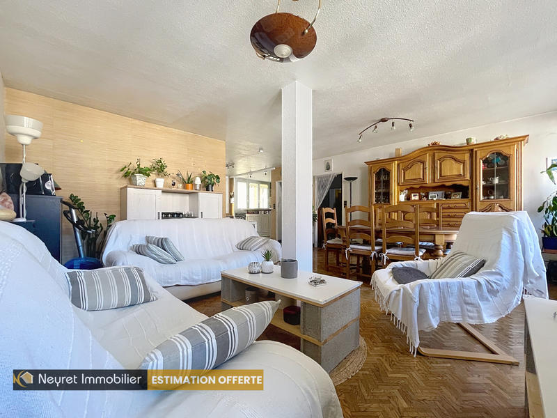 Appartement - 125 m² - 6 pièces