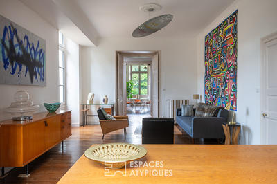 Maison - 382 m² - 10 pièces