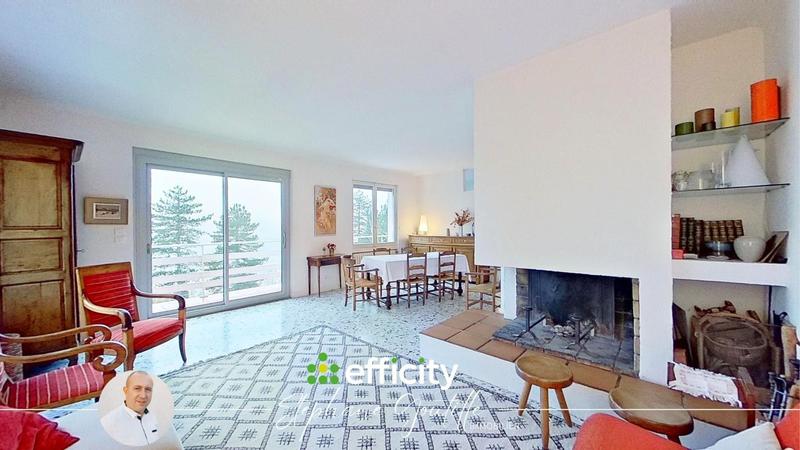 Villa - 184 m² - 8 pièces