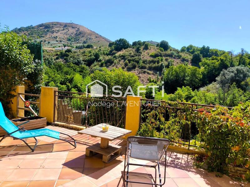 Maison - 197 m² - 6 pièces