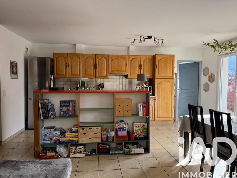Appartement - 79 m² - 4 pièces