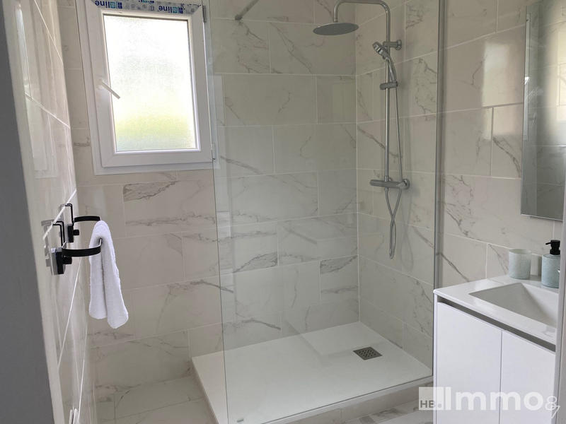 Maison contemporaine - 117 m² - 5 pièces